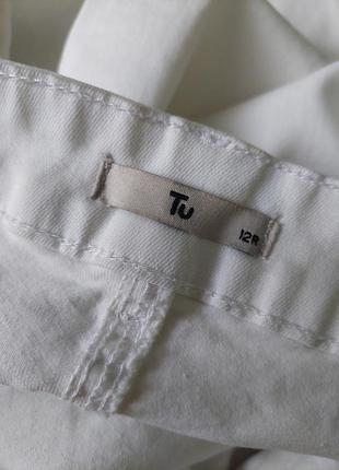 Белые стрейчевые джинсы4 фото