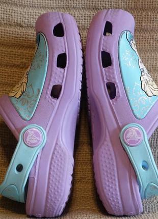 Очень яркие кроксы фирменные кроксы crocs fun lab disney c 8/9 р.7 фото