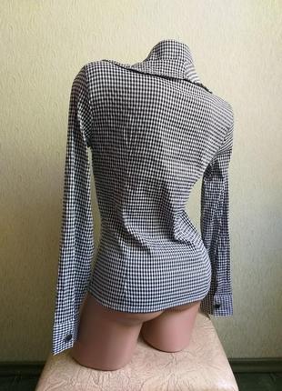 Стрейчевая рубашка в клетку. коттоновая блуза с рюшами.4 фото