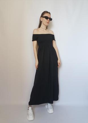 Довга чорна сукня1 фото