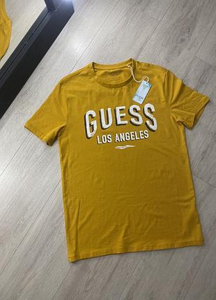 Футболка guess