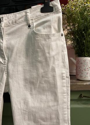 Белые джинсы прямые4 фото