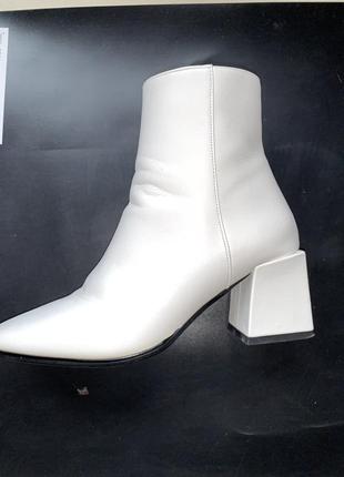 Женская обувь белый 36 размер