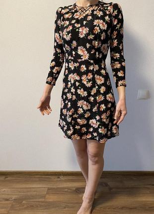 Шелковое цветочное платье