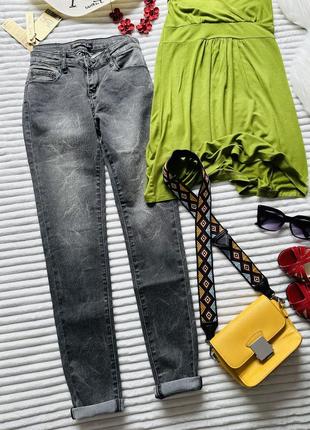 Новые джинсы и натуральный топ  цвета фисташ9 фото