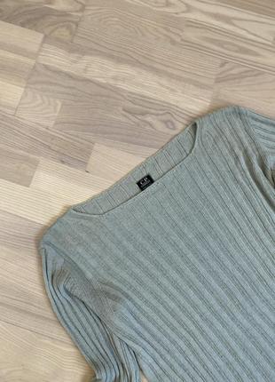 Классный брендовый свитер3 фото