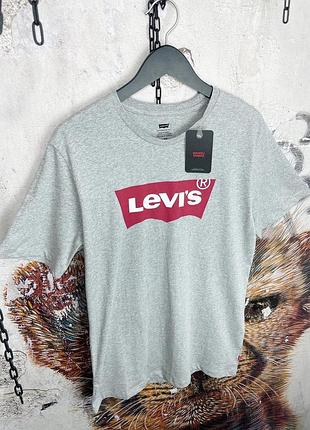 Футболка levi’s