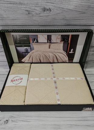 Жаккардовое покрывало люкс с бархатом 250х260см с наволочками karina home bej