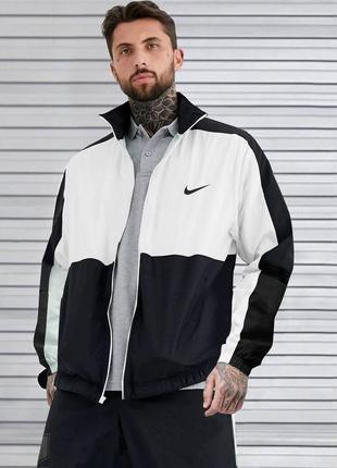 Чоловіча куртка nike у чорно-білому кольорі, стильна та зручна куртка на кожен день