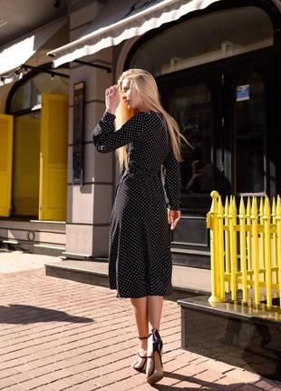 Весняна літня сукня на запах у горох з довгим рукавом чорна жіноча сукня нижче колін з поясом2 фото