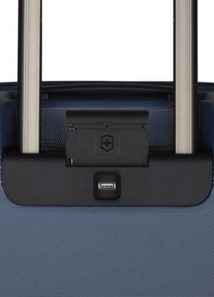 Пластиковый чемодан victorinox werks traveler синий 35 л5 фото
