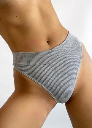 Базові трусики з ефектом утяжки в рубчик