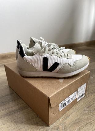 Кросівки veja оригінал