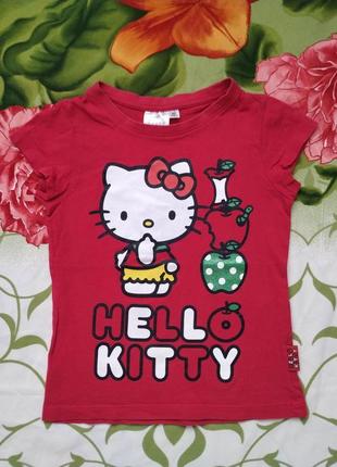 Стильная футболка с котти для девочки 4-5 лет