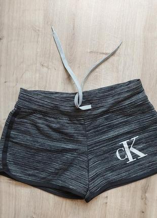 Спортивные шорты,женские шорты calvin klein jeans