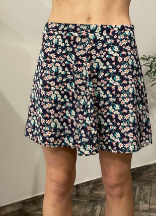 Bershka вискозная мини юбка в цветочный принт3 фото