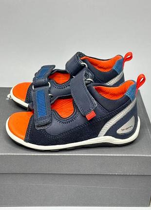 Кожаные босоножки womens ecco biom life 23,24, сандалии эко мальчику