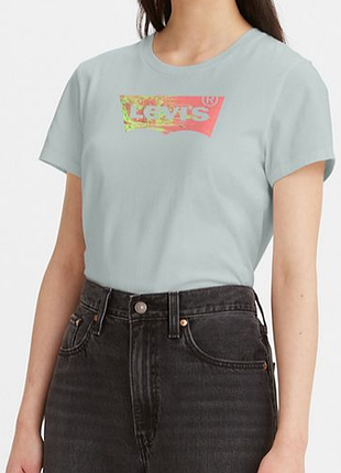Футболка  levi's logo graphic perfect оригинал!