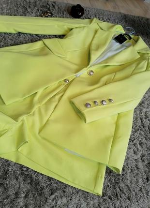 Яркий летний костюм двойка пиджака и шорты. лимонный цвет. костюм женский. костюм на лето яркий3 фото