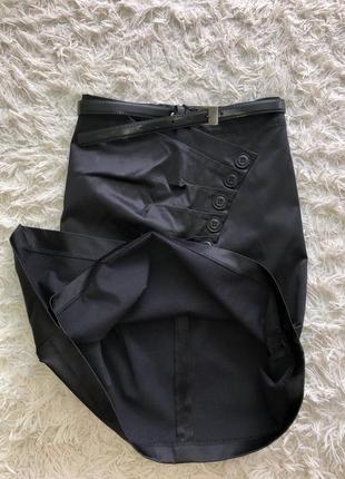 Чёрная атласная юбка бренд zay clothing4 фото