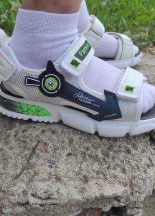 Босоніжки на хлопчика