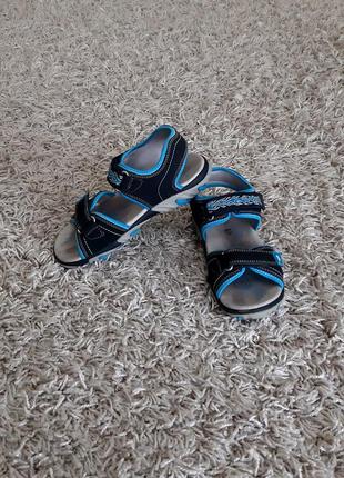 Босоножки, сандалии superfit 34-35 размера.