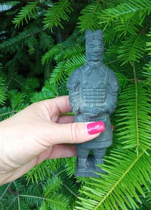 Продам оригинального терракотового воина в коробке и упаковке2 фото