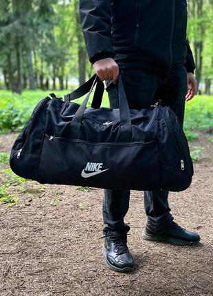 🎒спортивна дорожня чорна сумка nike2 фото