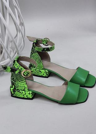 Комби босоножки натуральная кожа питон 36-41