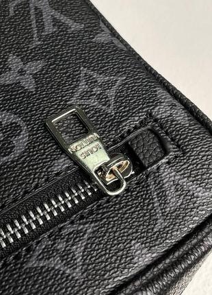 Сумка в стиле louis vuitton alpha wearable wallet grey canvas7 фото