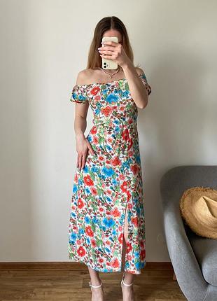Літня сукня міді в квітковий принт