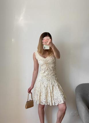Вечірня сукня із мережива кольору айворі8 фото