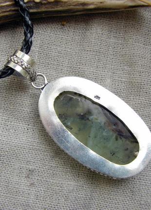 Крупный кулон с пренитом натуральным зеленым камнем пренит. посеребрение цвет серебро3 фото