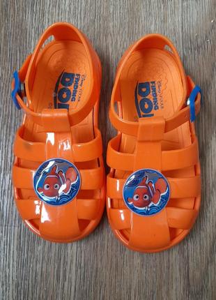 Босоножки аквашузы