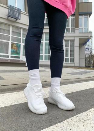Белые женские летние кроссовки stilli изи буст 350 размер 387 фото