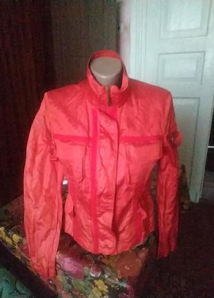 Модная ветровка