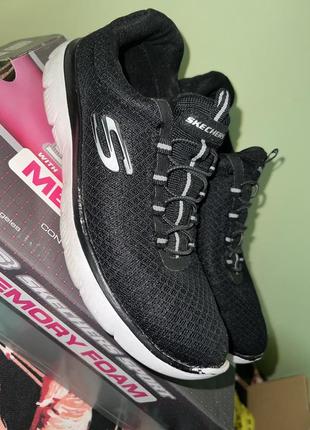 Літні кросівки skechers р37