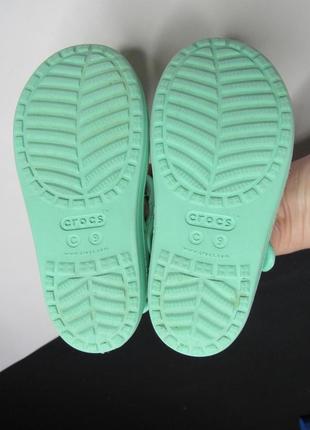 Продам босоножки crocs3 фото