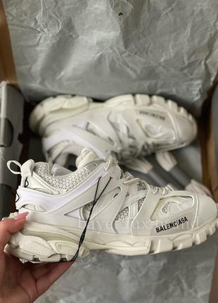 Кроссовки в стиле balenciaga