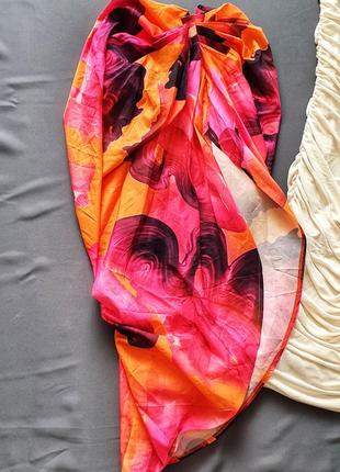 Яркая летняя юбка со сборкой спереди и сзади