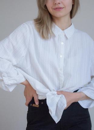 Легкая рубашка из структурированного жатого хлопка