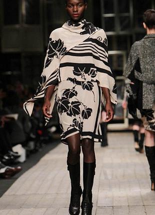 Очень дорогое платье. новое.шелк. antonio marras. италия. оригинал.