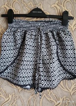 (485) чудесные вискозные летние шортики primark размер 4 евро 32