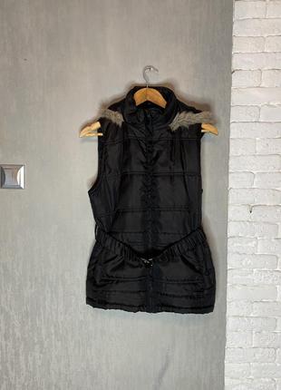 Жилетка безрукавка утепленная с капюшоном la redoute, m-l3 фото