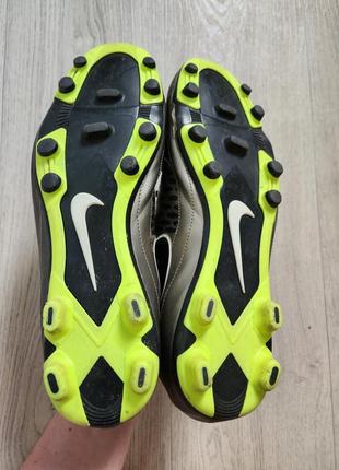 Nike magista onda ag football boots

бутси7 фото