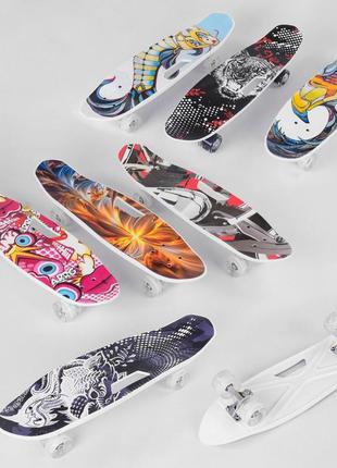 Пенні борд c 40311 - це яскравий і стильний вид транспорту для дитини.