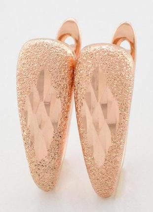 Серьги xuping утонченность 25099 размер 17х6 мм вес 2.8 г позолота ро