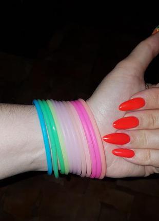 Силіконові браслети, що світяться в темряві, або гумки для волосся8 фото