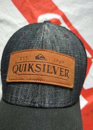 Quicksilver  бейсболка