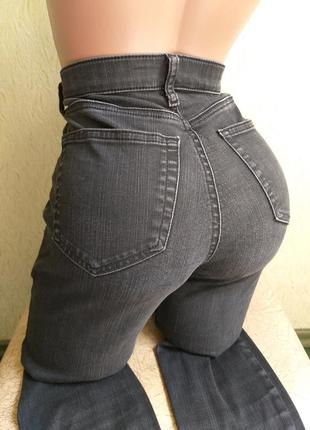 Темно-серые джинсы высокая посадка. скинни. стрейчевые, в обтяжку. мокрый асфальт.4 фото